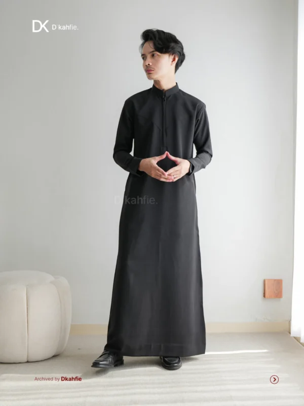 black ট্রেন্ডিং জুব্বাহ